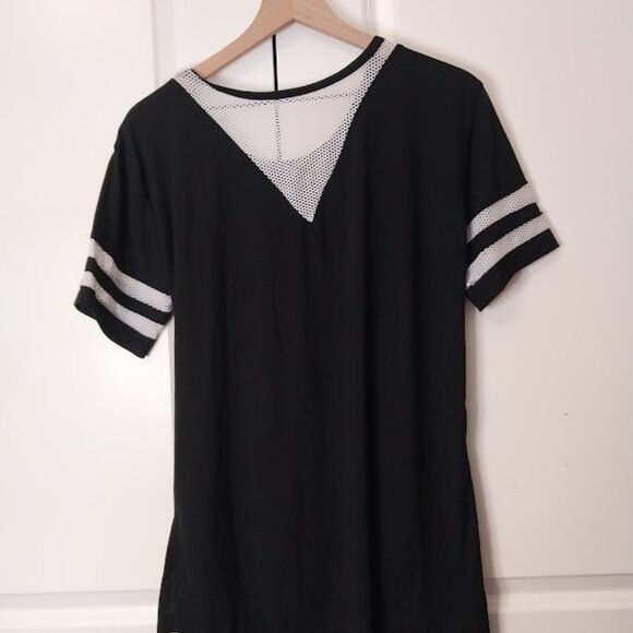 Woman's Black and White Shirt - Picture 4 of 5